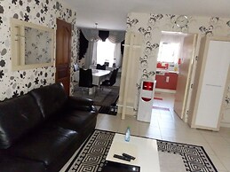 Center Comfy Suites