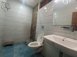 Hotel Ganga Azure