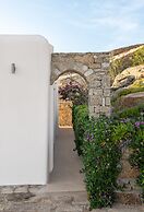Etesians Suites & Villas