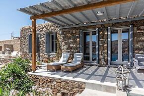 Etesians Suites & Villas