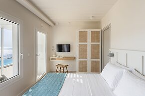 Etesians Suites & Villas