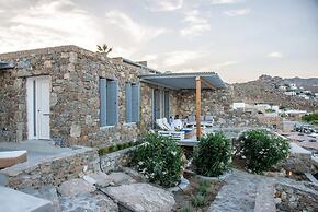 Etesians Suites & Villas
