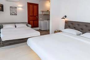 Etesians Suites & Villas
