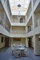 Cranes Suites Hotel