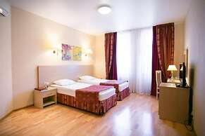 AMAKS Krasnaya Pakhra Resort