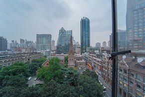 No. 8 Art Hotel