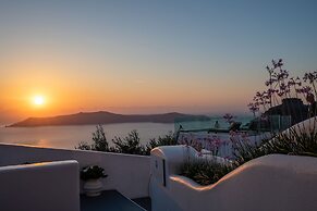 Santorini View Studios-Adults Only