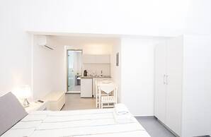 Santorini View Studios-Adults Only