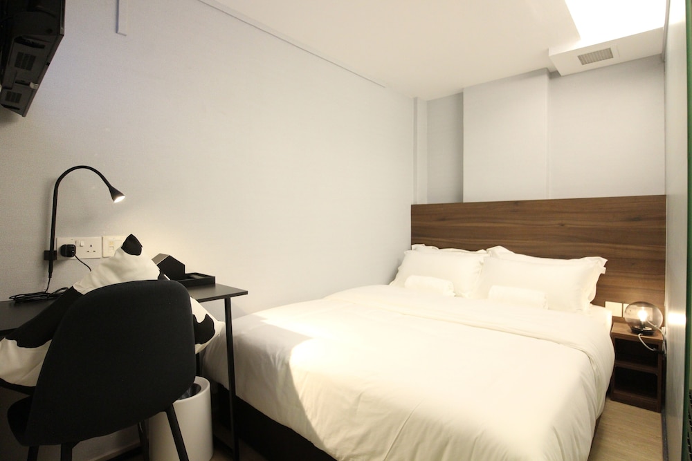 ST Signature Bugis Beach