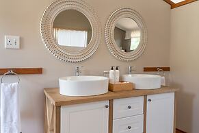 Emhosheni River Lodge
