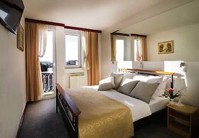 Hotel Slavonija