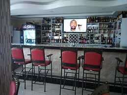 Jax Safari Hotel