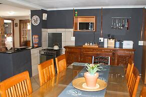 Riverman Cabin Country Lodge