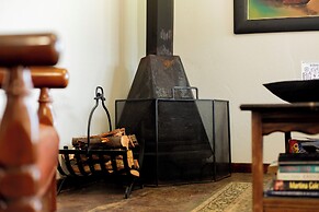 Riverman Cabin Country Lodge