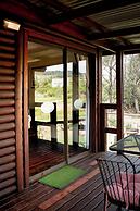 Riverman Cabin Country Lodge