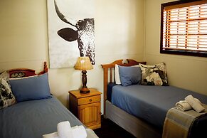Riverman Cabin Country Lodge