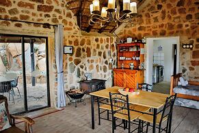 Riverman Cabin Country Lodge