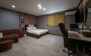 XO Hotel