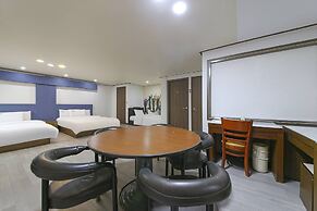 XO Hotel