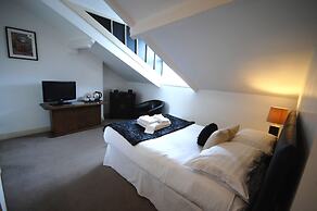 Rowntree Lodge