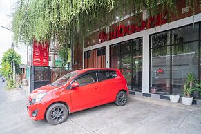 RedDoorz Syariah @ Selomangleng Kediri