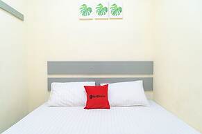 RedDoorz near CBD Ciledug