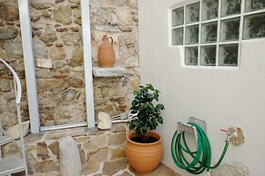 George Studio