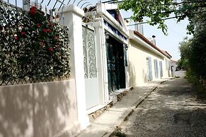 George Studio