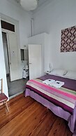 06 Soho Suites Bed & Breakfast