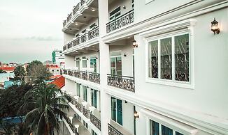 Intanou Boutique Hotel Kampot