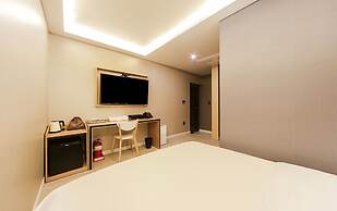 Hotel OU