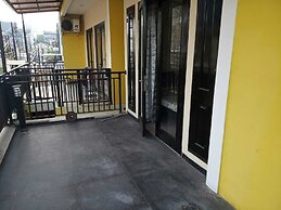 Guest House 647 Tanjung Duren Utara