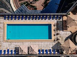 River Palace Hotel