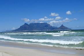 Blouberg Bliss - Beach Condo