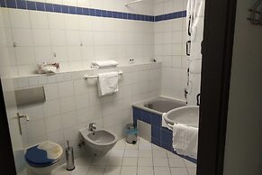 Atelier Guesthouse