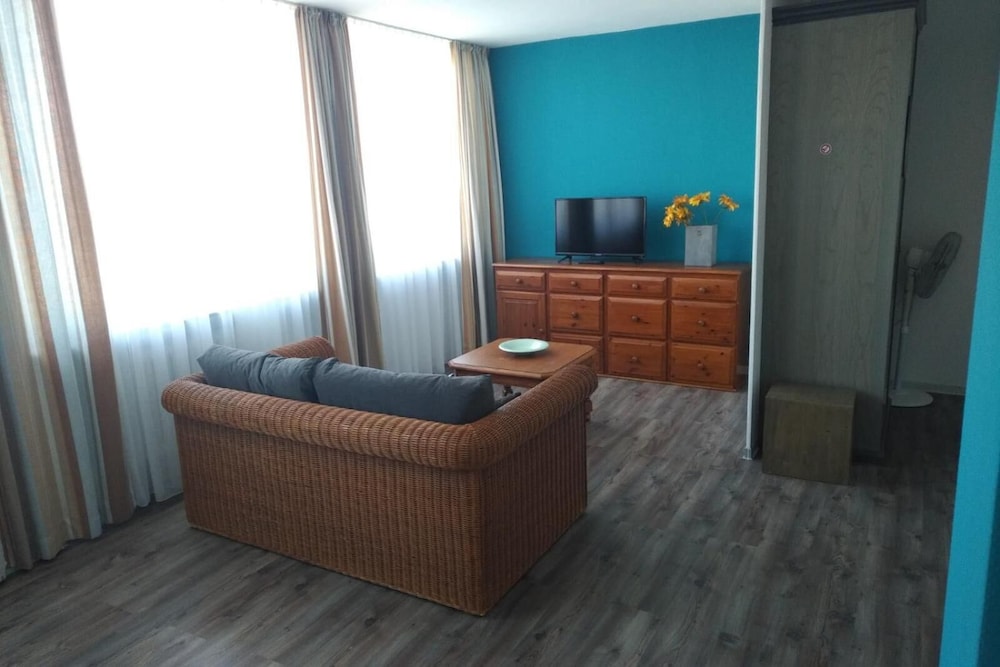 Atelier Guesthouse
