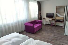 Atelier Guesthouse