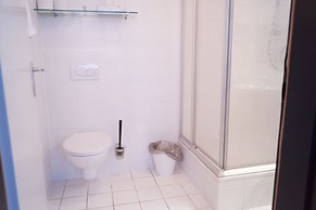Atelier Guesthouse