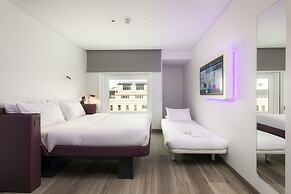 YOTEL Porto
