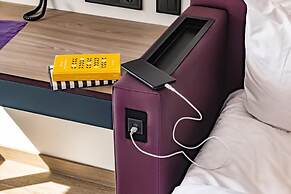 YOTEL Porto