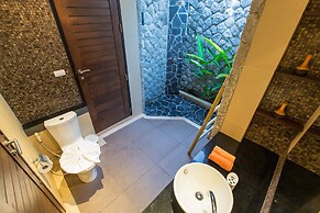 Tulip Pool Villa