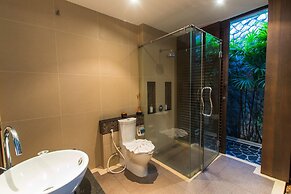 Tulip Pool Villa