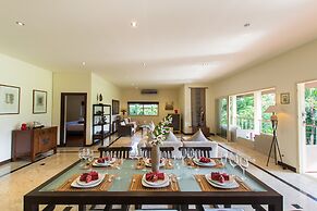 Viola Pool Villa