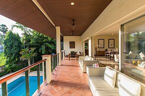 Viola Pool Villa