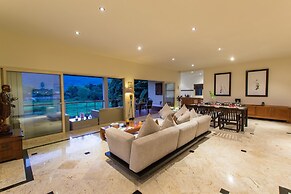 Viola Pool Villa