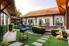 Emerald Pool Villa
