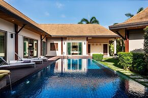 Emerald Pool Villa