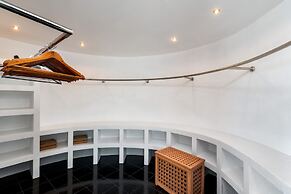 Sky Pool Villa
