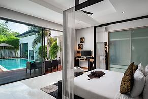 Crystal Pool Villa