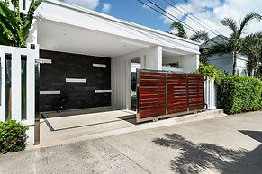 Crystal Pool Villa
